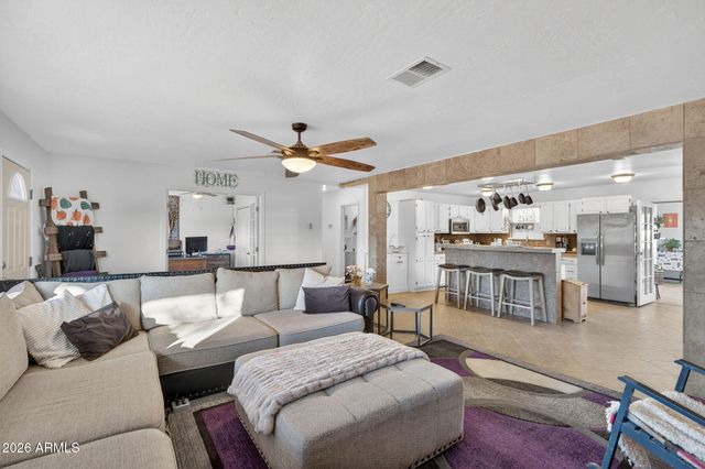 13202 W Ocotillo Road, Glendale, AZ 85307