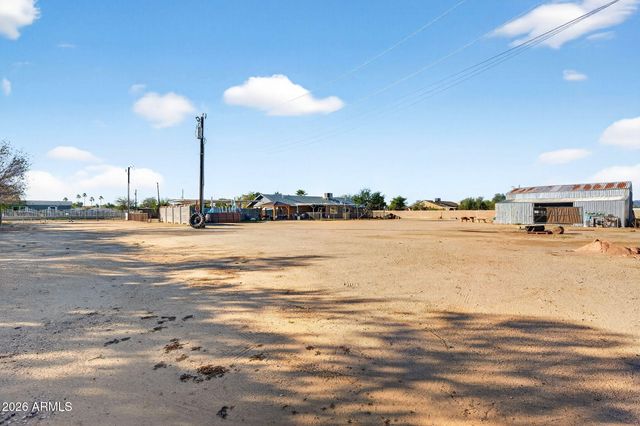 13202 W Ocotillo Road, Glendale, AZ 85307