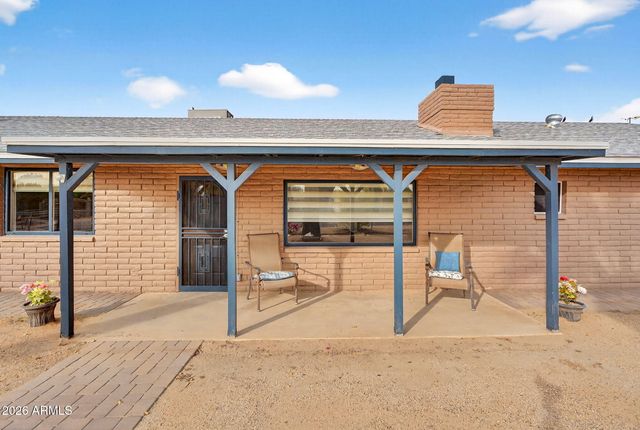 13202 W Ocotillo Road, Glendale, AZ 85307