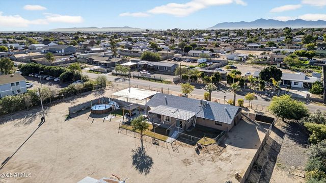 13202 W Ocotillo Road, Glendale, AZ 85307