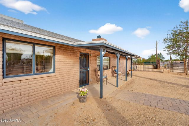 13202 W Ocotillo Road, Glendale, AZ 85307