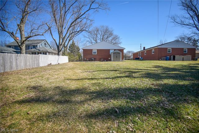 861-863 S Court Street, Medina, OH 44256