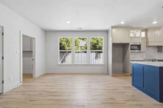 3114 N Harding Street, Fort Worth, TX 76106