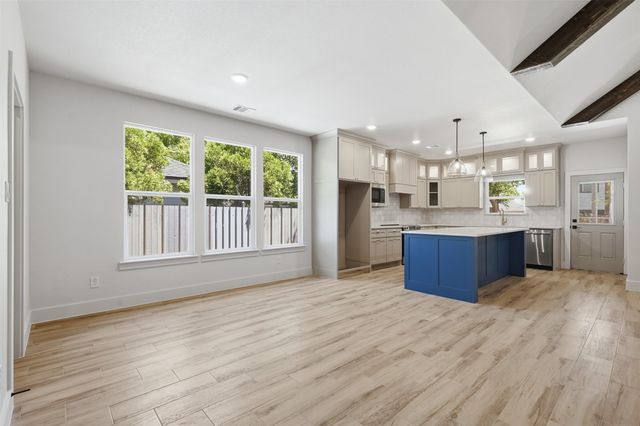 3114 N Harding Street, Fort Worth, TX 76106