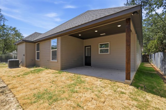 3114 N Harding Street, Fort Worth, TX 76106