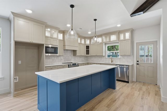 3114 N Harding Street, Fort Worth, TX 76106