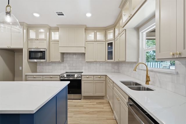 3114 N Harding Street, Fort Worth, TX 76106