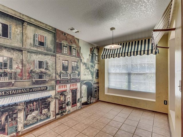 1500 NE 10th Street, Moore, OK 73160