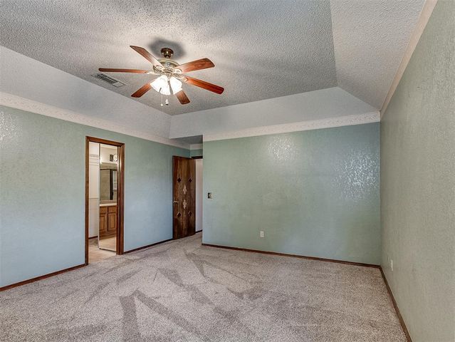 1500 NE 10th Street, Moore, OK 73160