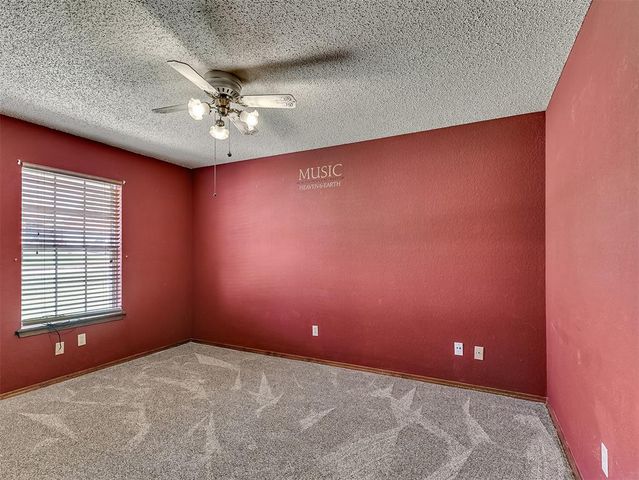 1500 NE 10th Street, Moore, OK 73160