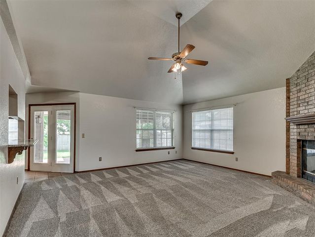 1500 NE 10th Street, Moore, OK 73160