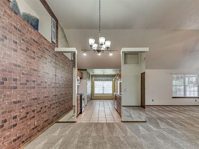 1500 NE 10th Street, Moore, OK 73160