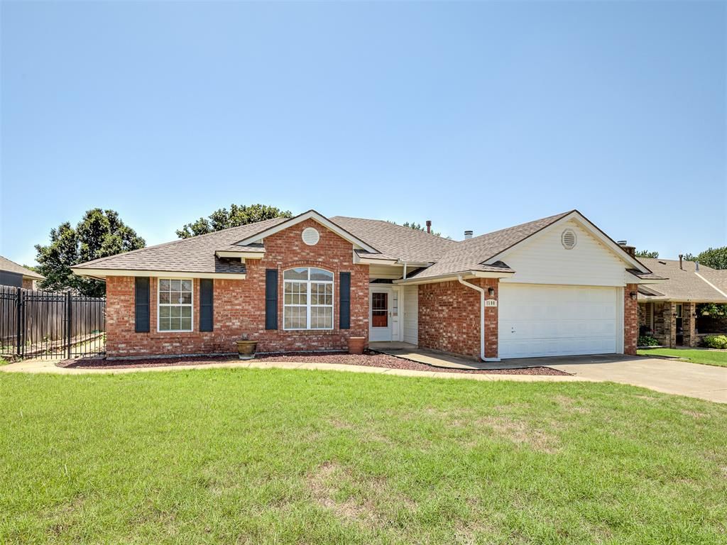 1500 NE 10th Street, Moore, OK 73160