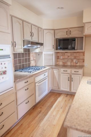 3190 Pittman Rd, St.hedwig, TX 78152