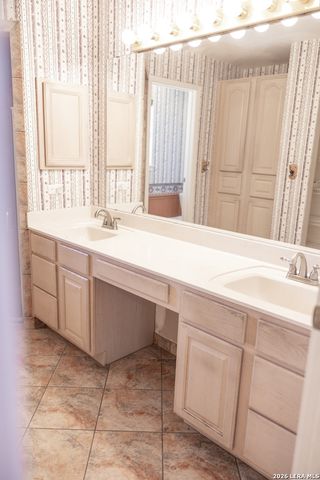 3190 Pittman Rd, St.hedwig, TX 78152