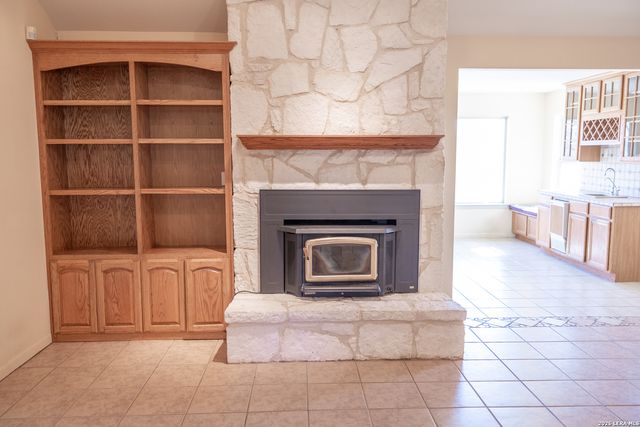 3190 Pittman Rd, St.hedwig, TX 78152