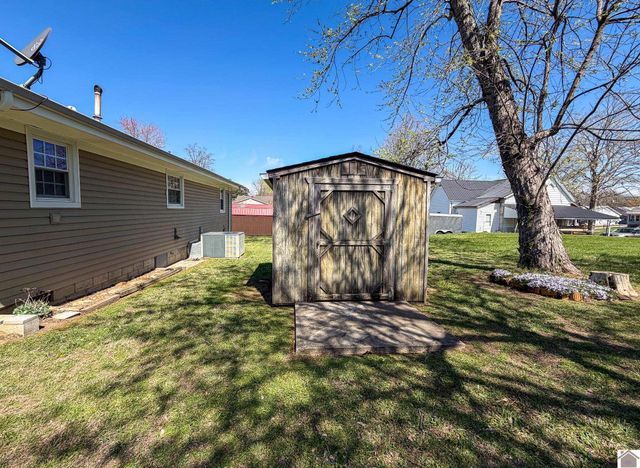 310 Drake Street, Marion, KY 42064