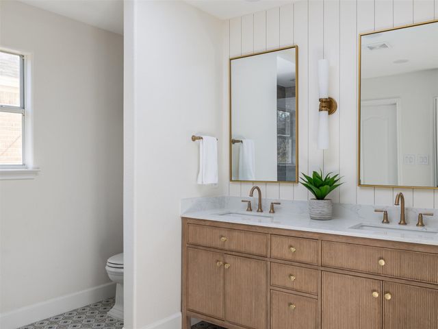 2419 Willow WAY, Round Rock, TX 78664