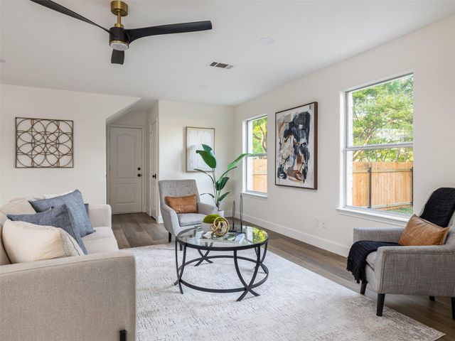 2419 Willow WAY, Round Rock, TX 78664