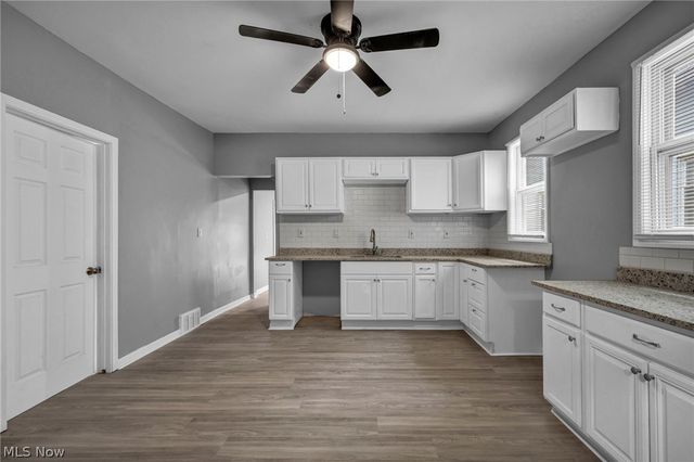 3142 W 40th Street, Cleveland, OH 44109