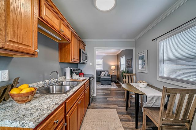 206 Nebraska Ave, Neville Twp, PA 15225