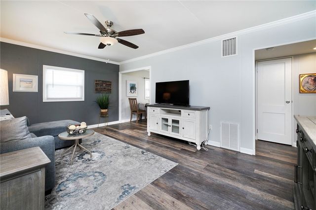 206 Nebraska Ave, Neville Twp, PA 15225