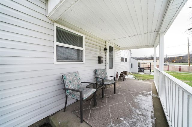 206 Nebraska Ave, Neville Twp, PA 15225