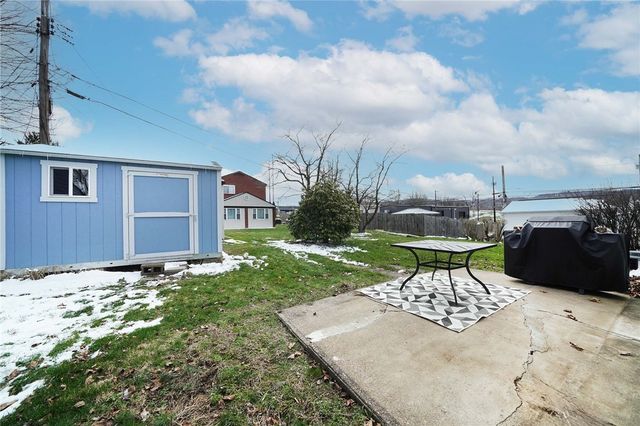 206 Nebraska Ave, Neville Twp, PA 15225