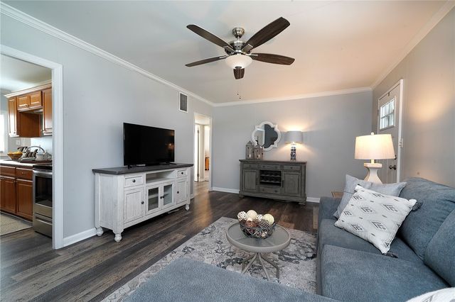 206 Nebraska Ave, Neville Twp, PA 15225