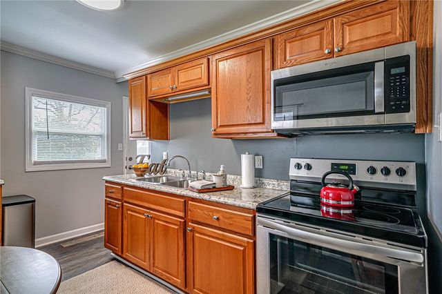 206 Nebraska Ave, Neville Twp, PA 15225