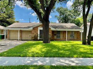1810 Mill Creek Drive, Houston, TX 77008