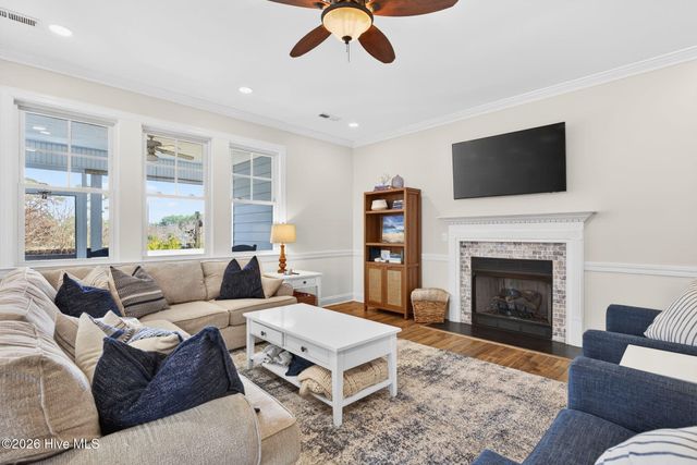 5086 Glen Cove Drive SE, Southport, NC 28461