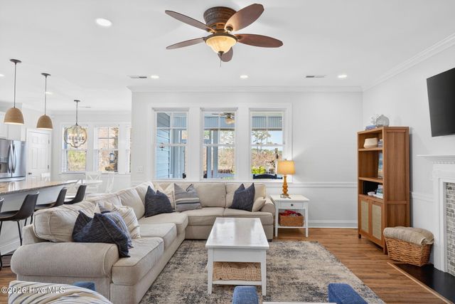 5086 Glen Cove Drive SE, Southport, NC 28461