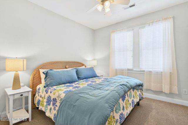 5086 Glen Cove Drive SE, Southport, NC 28461