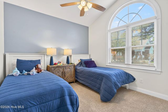 5086 Glen Cove Drive SE, Southport, NC 28461