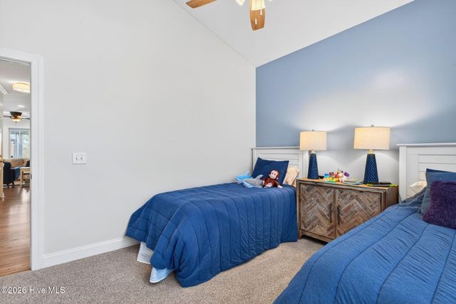 5086 Glen Cove Drive SE, Southport, NC 28461