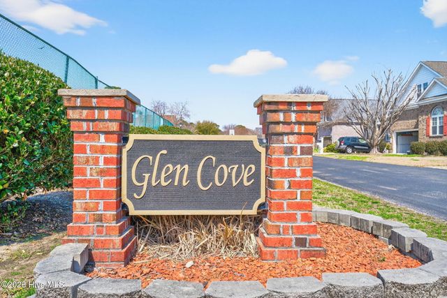 5086 Glen Cove Drive SE, Southport, NC 28461