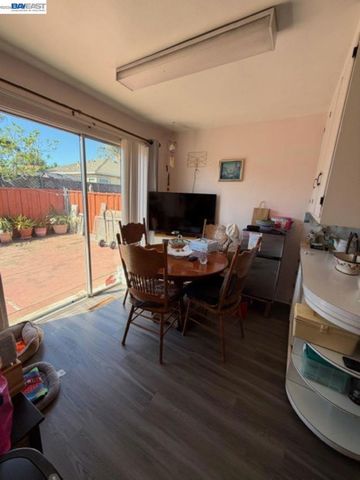 14621 Pansy St, San Leandro, CA 94578