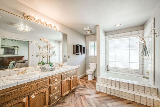 6635 N West Avenue, Fresno, CA 93711