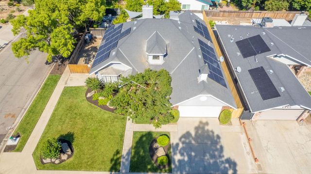 6635 N West Avenue, Fresno, CA 93711