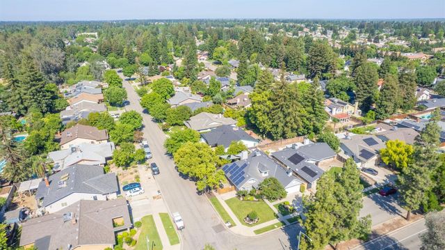 6635 N West Avenue, Fresno, CA 93711