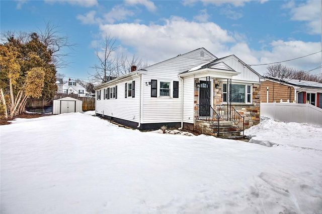 46 Hopewell Avenue, Cranston, RI 02920