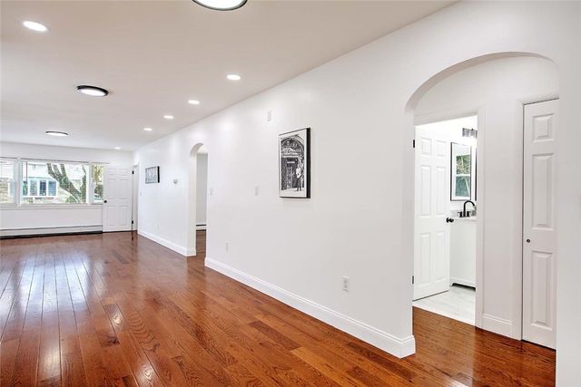 46 Hopewell Avenue, Cranston, RI 02920