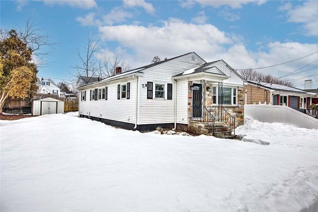 46 Hopewell Avenue, Cranston, RI 02920