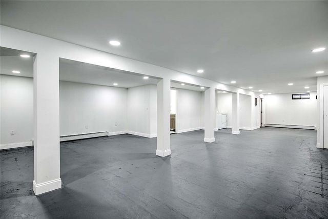 46 Hopewell Avenue, Cranston, RI 02920