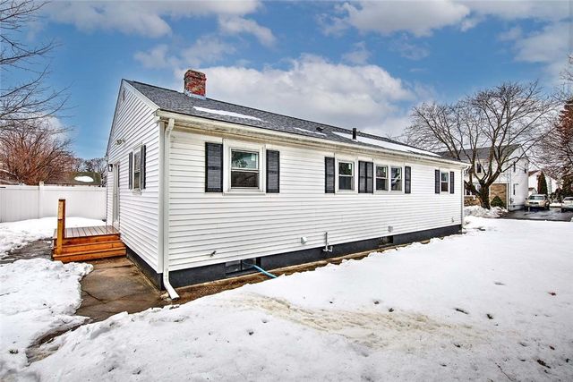 46 Hopewell Avenue, Cranston, RI 02920