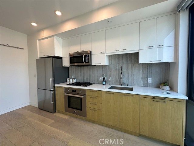 400 S Broadway 1004, Los Angeles, CA 90013