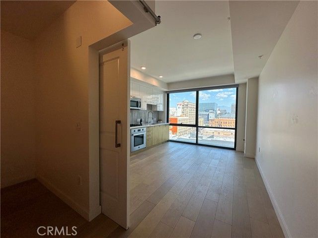 400 S Broadway 1004, Los Angeles, CA 90013