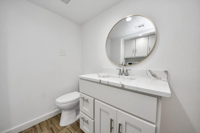 10358 Hammerly Boulevard 18, Houston, TX 77043