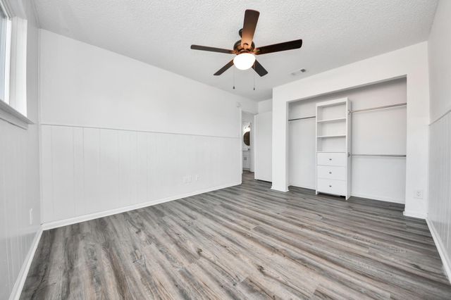 10358 Hammerly Boulevard 18, Houston, TX 77043